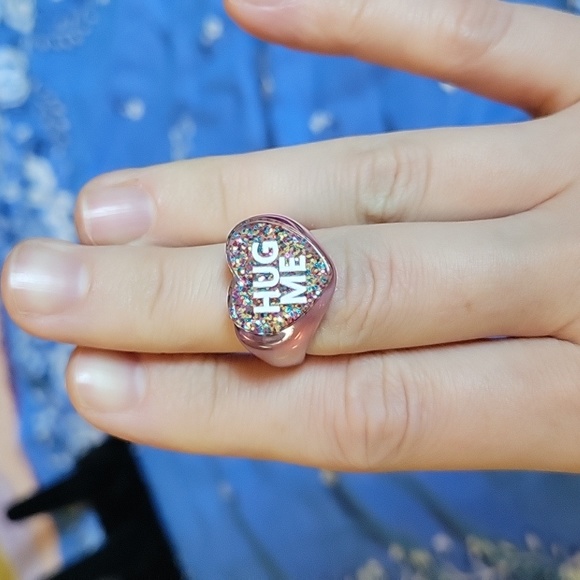 🤎 Hug Me Ring - Picture 2 of 8